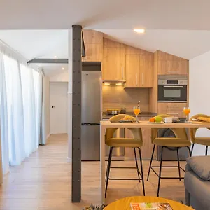 Feelathome Atarazanas Apartament Malaga