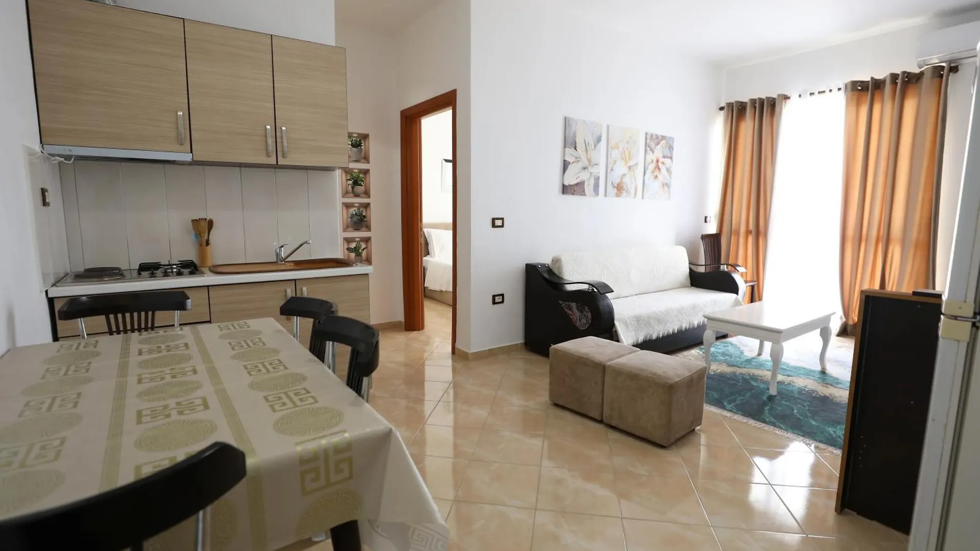 Blue Bay Apartments Sarandë